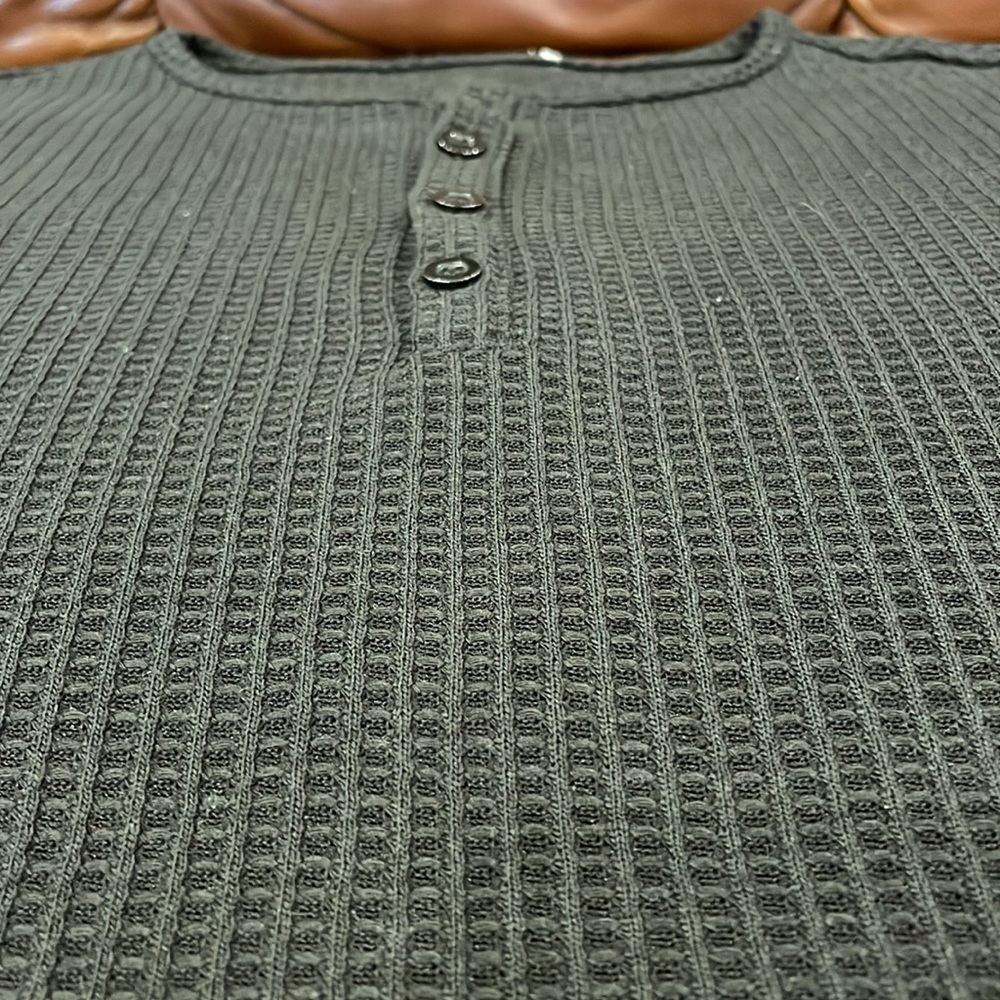 NEW ChArmkp R Shirt || Size XL - Picture 5 of 8